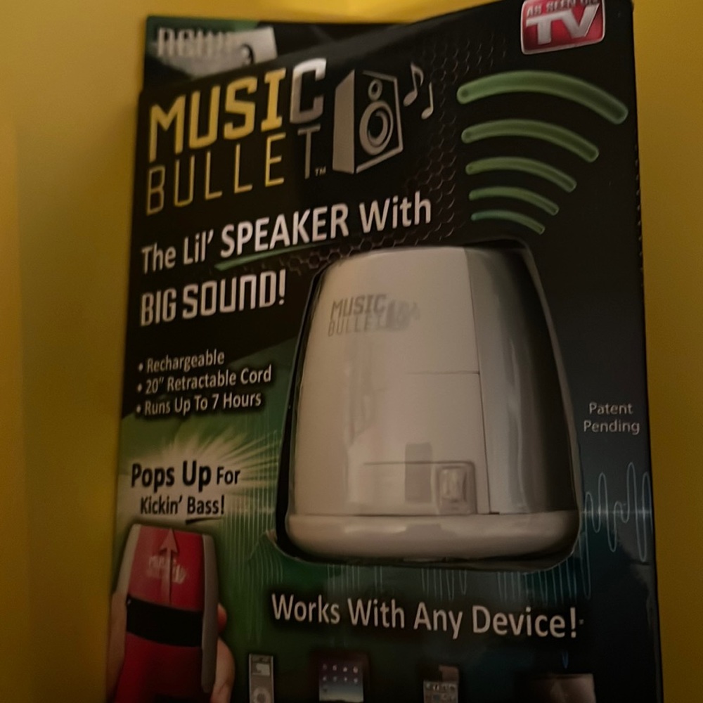 New in box Music Bullet